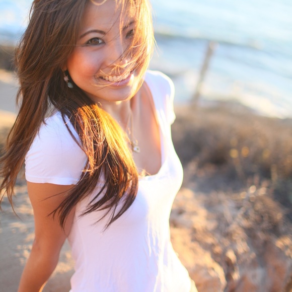 Meet your Posher, Yang Yang :) - Picture 1 of 4